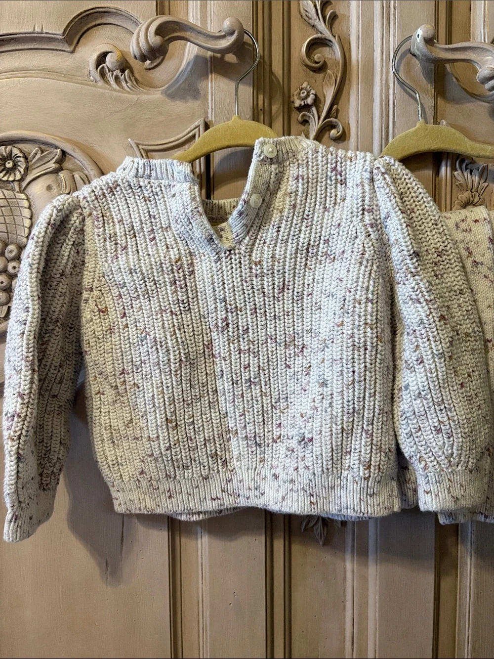 GAP Cream Speckled Knit Sweater Set
